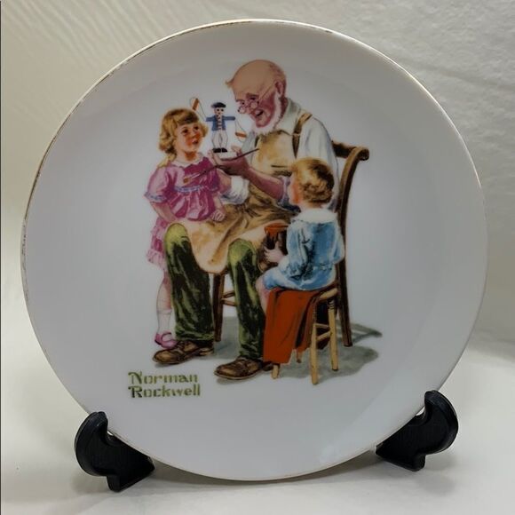 The Toy Maker By Norman Rockwell Saucer & Stand - Picture 5 of 5